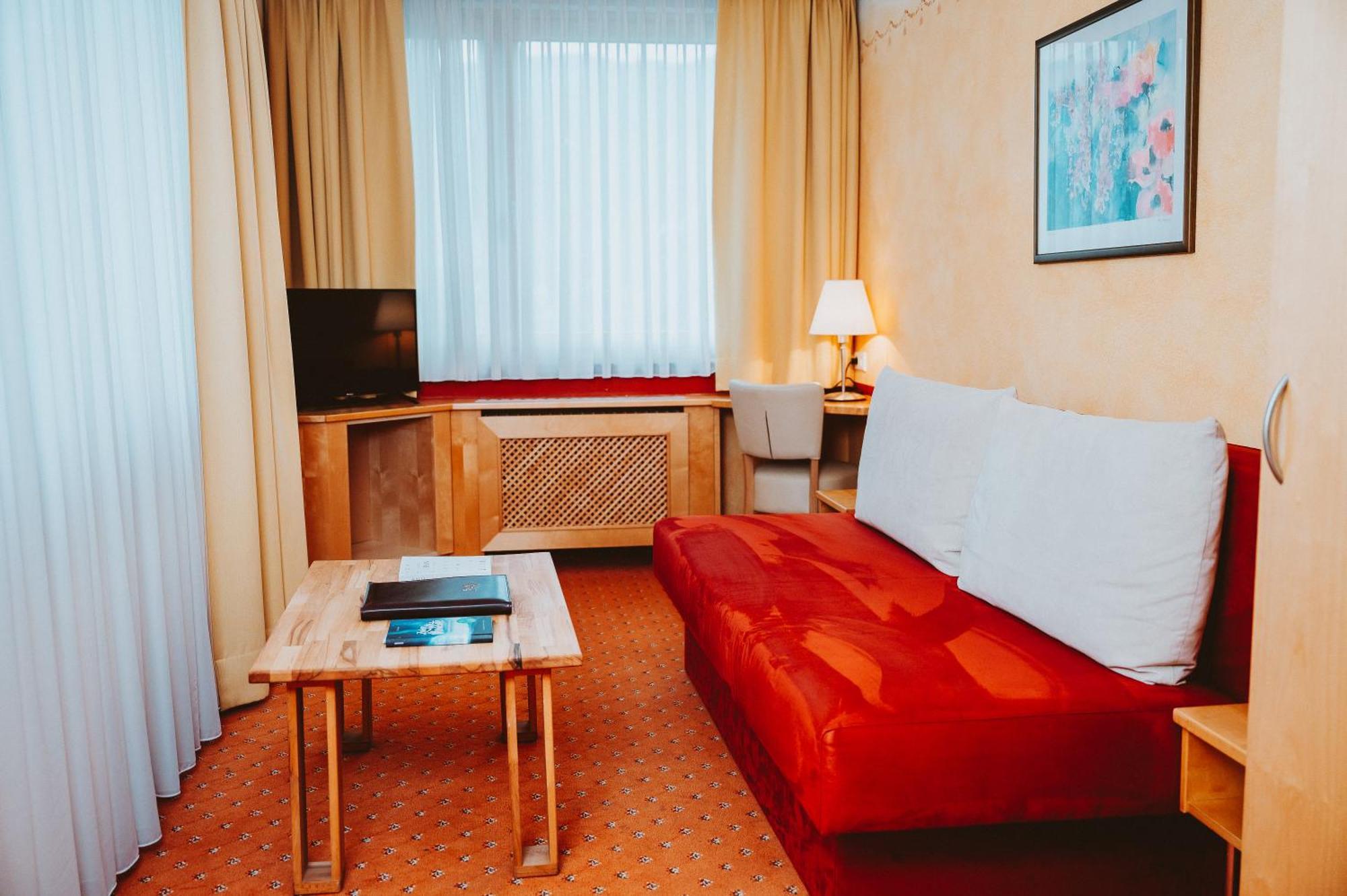 Hotel Brucklwirt Niklasdorf Εξωτερικό φωτογραφία